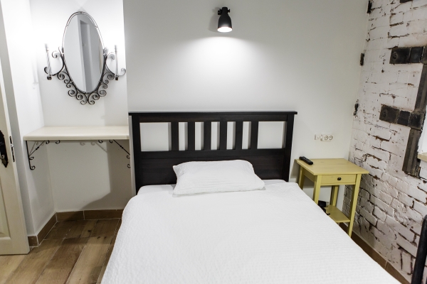 Brick Walls Hotel